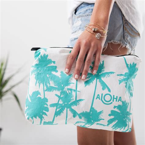COACH®